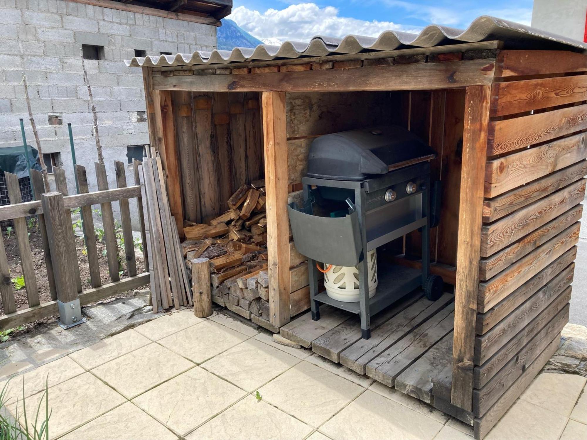 Ferienwohnung Dorfbrunnu Ried-Brig Kültér fotó